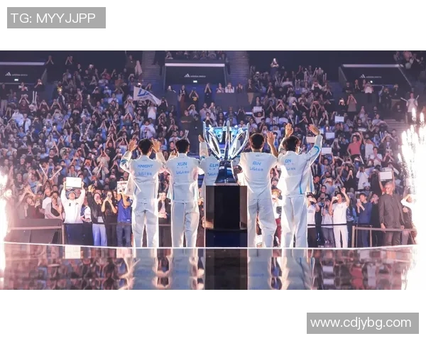 黄磊畅谈英雄联盟S15赛季历程与电竞比分背后的故事